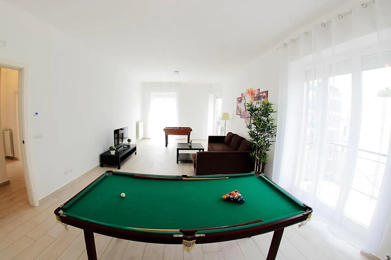 Apartment Andrea Deluxe Bari